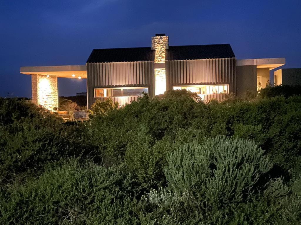 Romansbaai Collection