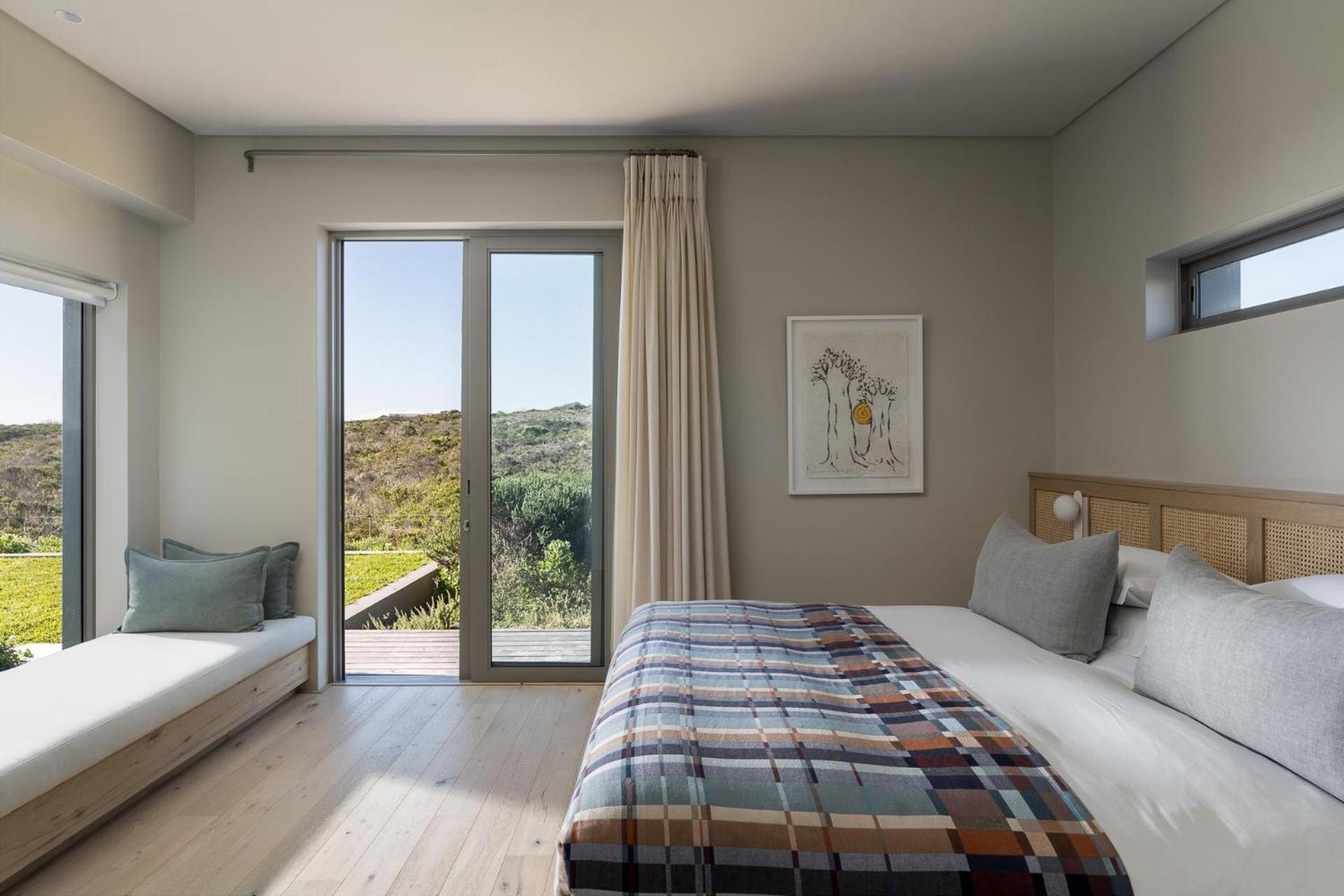 Romansbaai Collection *